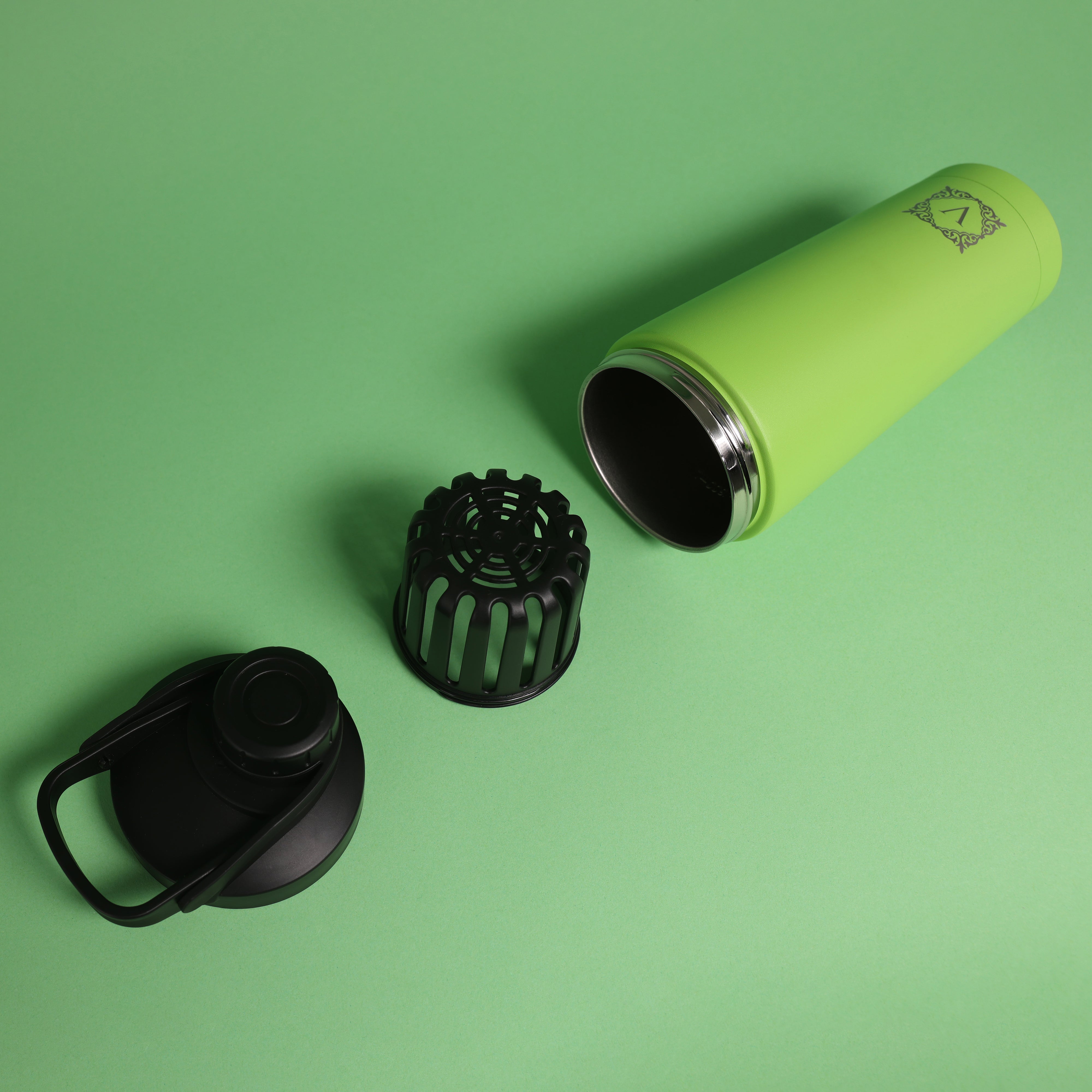 Versai Green Stainless Steel Protein Shaker 750ml