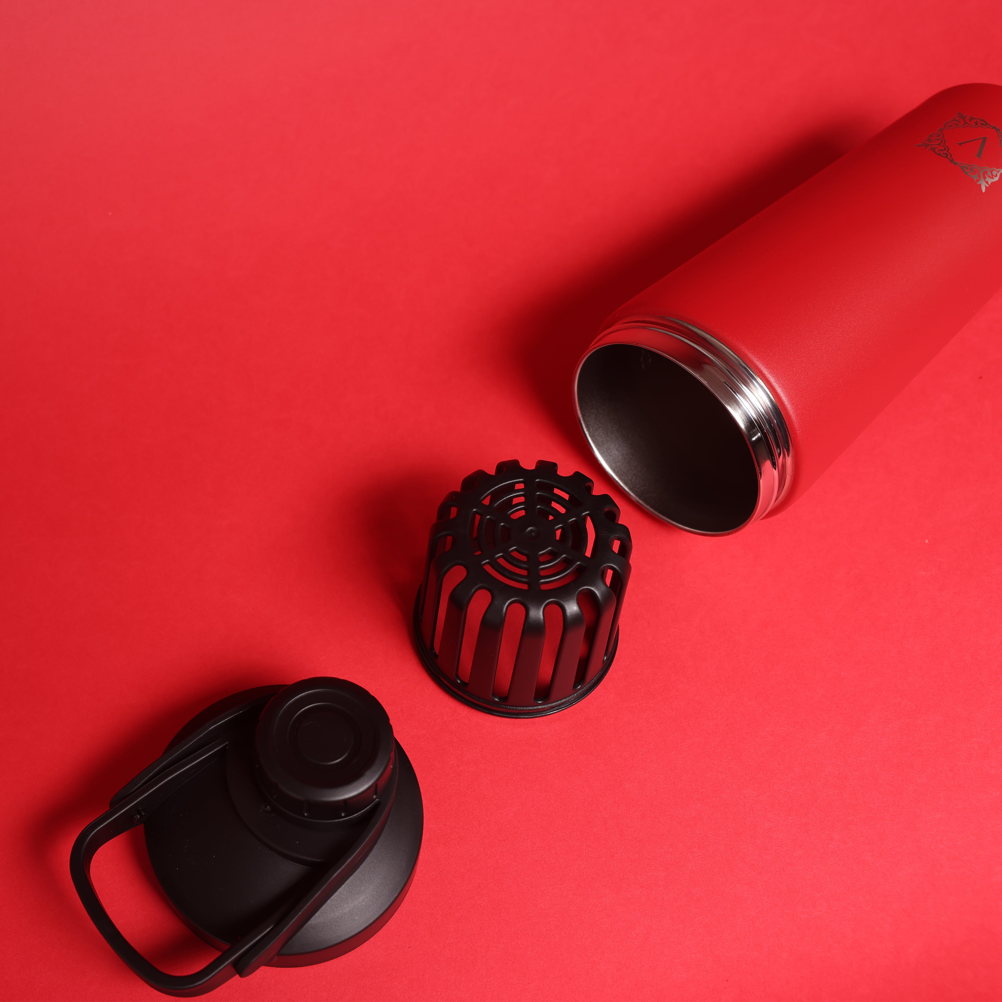 Versai Red Stainless Steel Protein Shaker 750ml