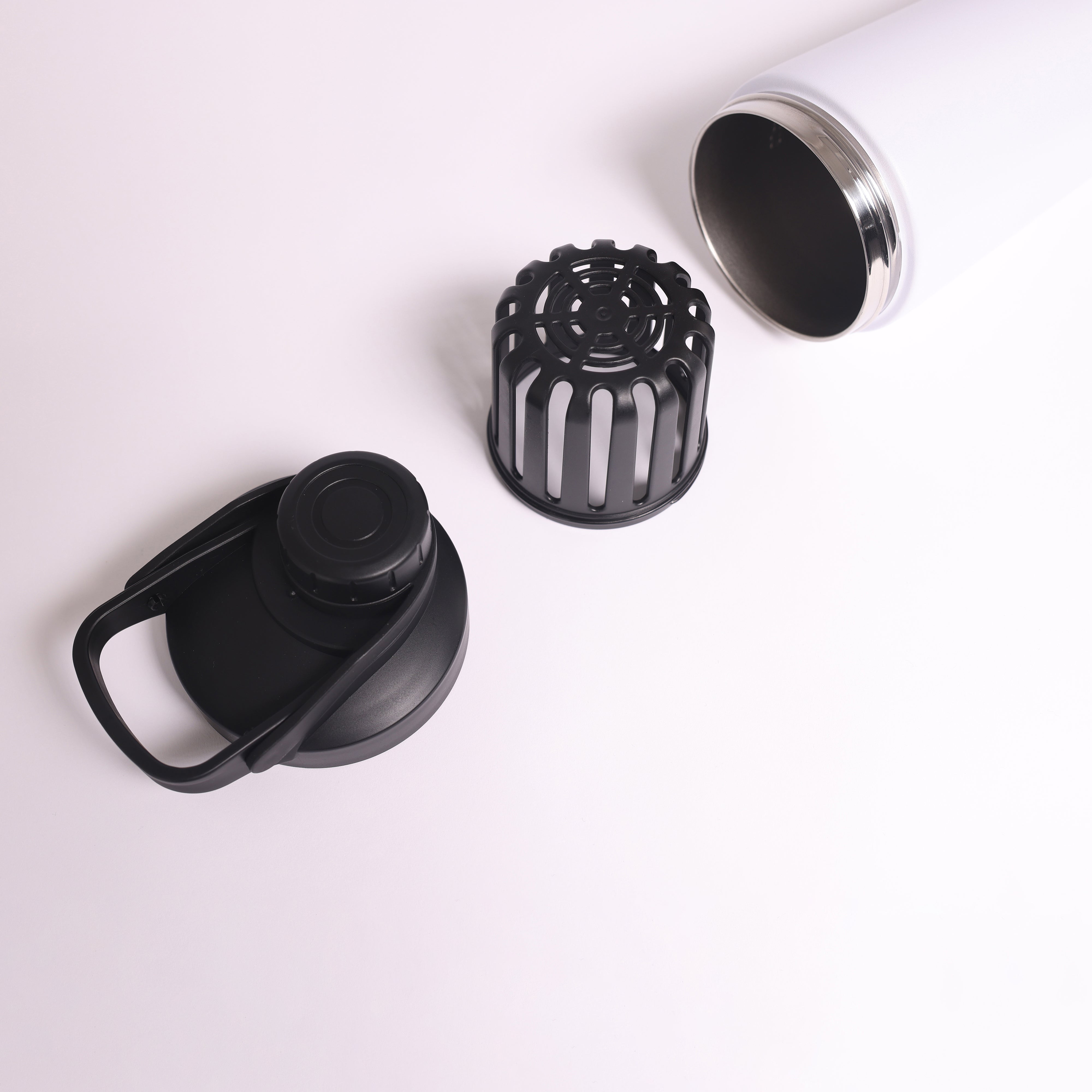 Versai White Stainless Steel Protein Shaker 750ml