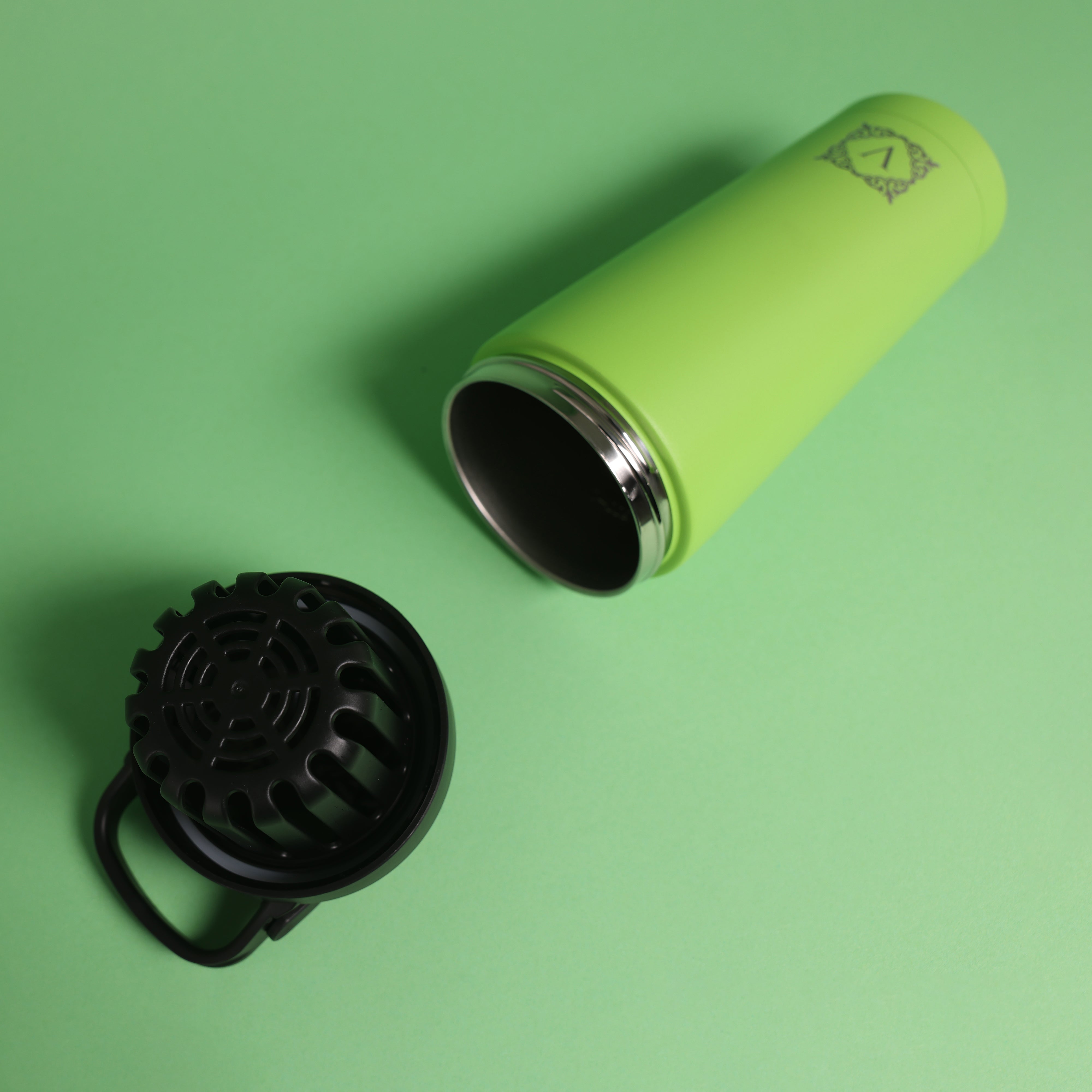 Versai Green Stainless Steel Protein Shaker 750ml