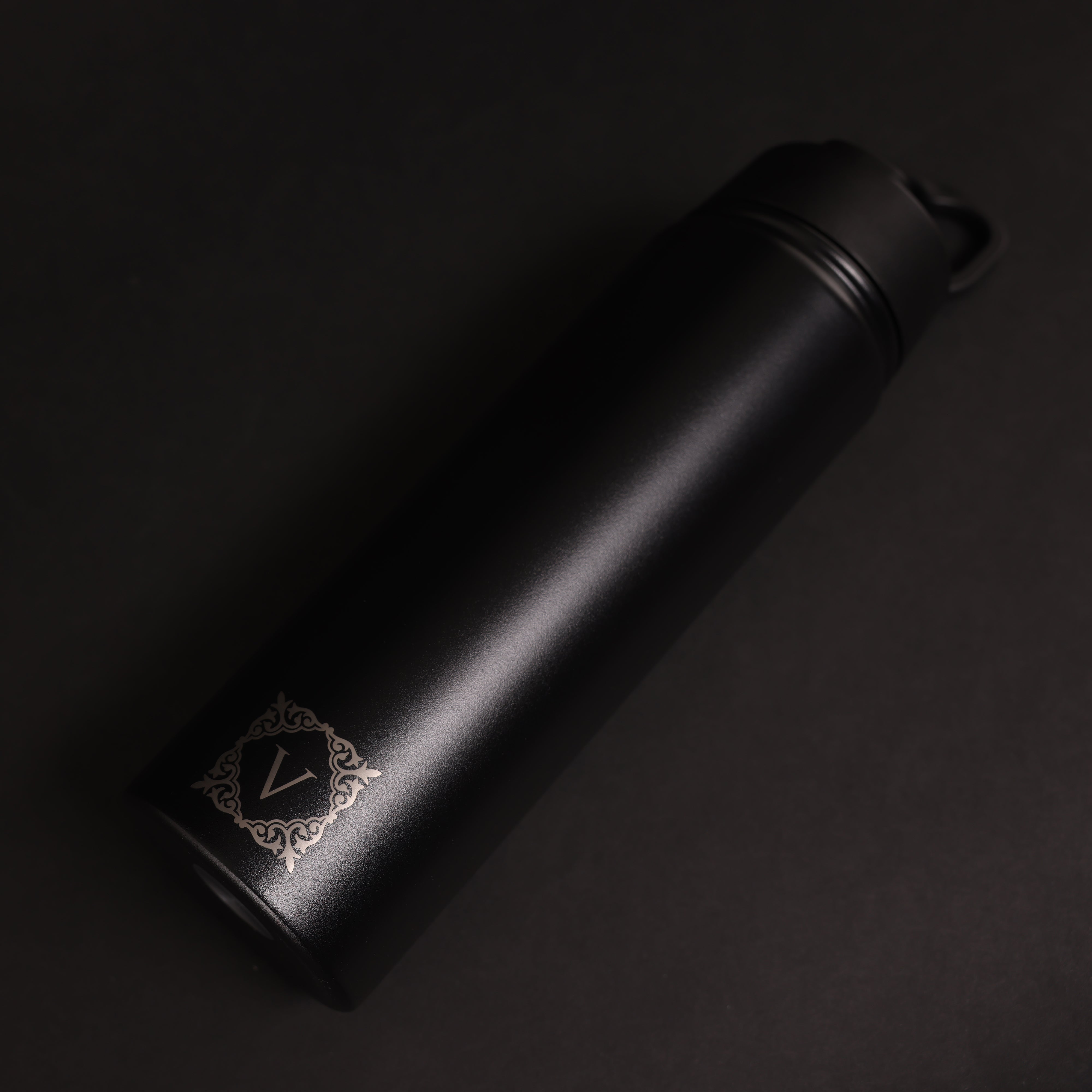 Versai Black Stainless Steel Straw Water Bottle (500ml / 650ml / 1L)