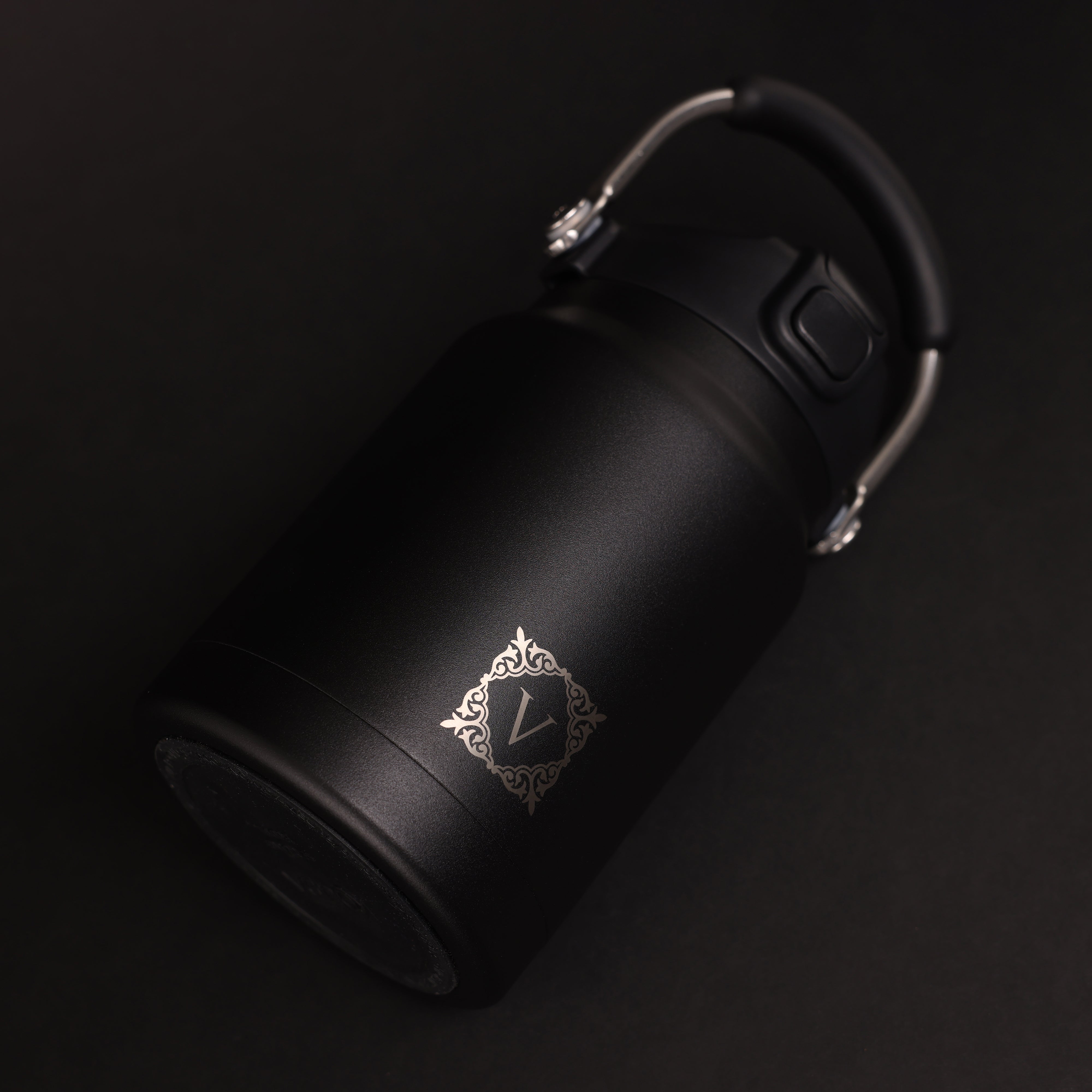 Versai 1L / 1.5L / 2.2L Black Stainless Steel Straw Spout Water Bottle