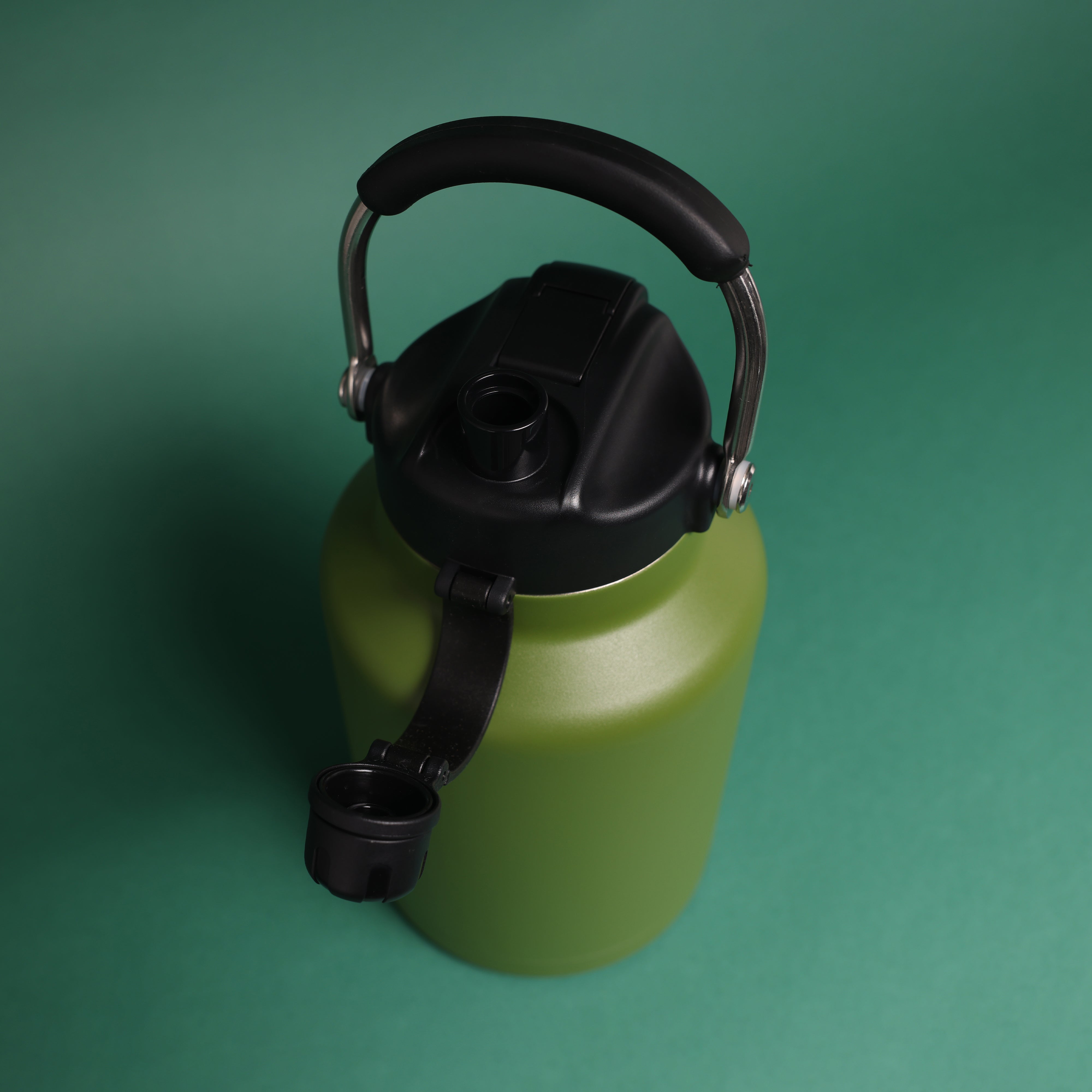 Versai 1L / 1.5L / 2.2L Green Stainless Steel Straw Spout Water Bottle